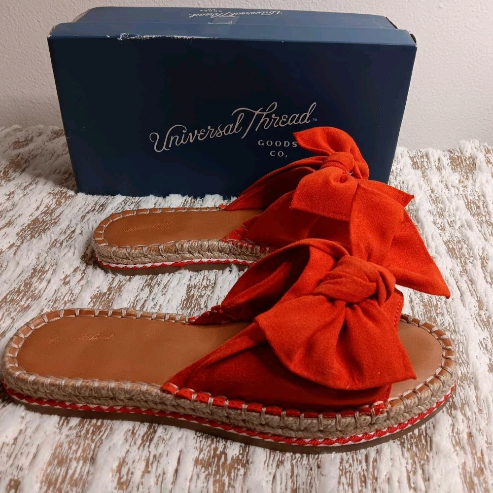 Universal Thread Women's Red Espadrille Sandals